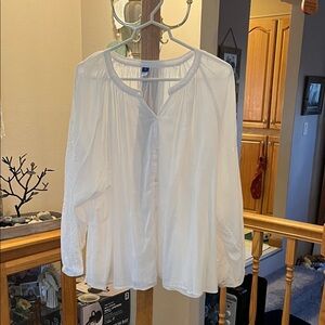 Old Navy Women's Cream Blouse